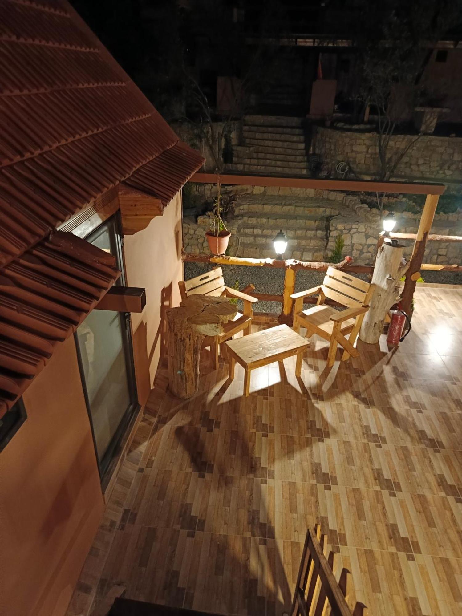 Dana Luxury Huts Hotel Bagian luar foto