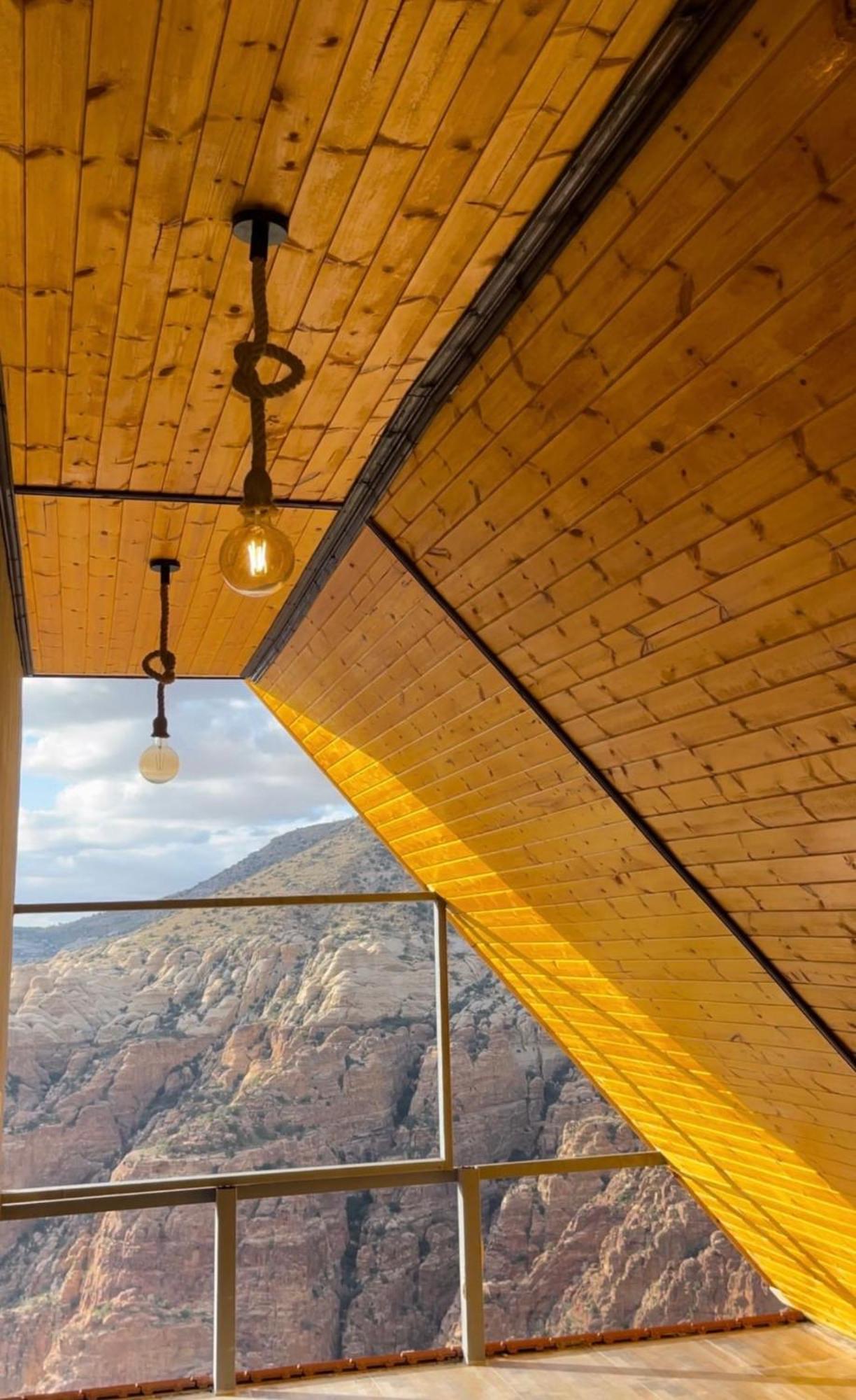 Dana Luxury Huts Hotel Bagian luar foto